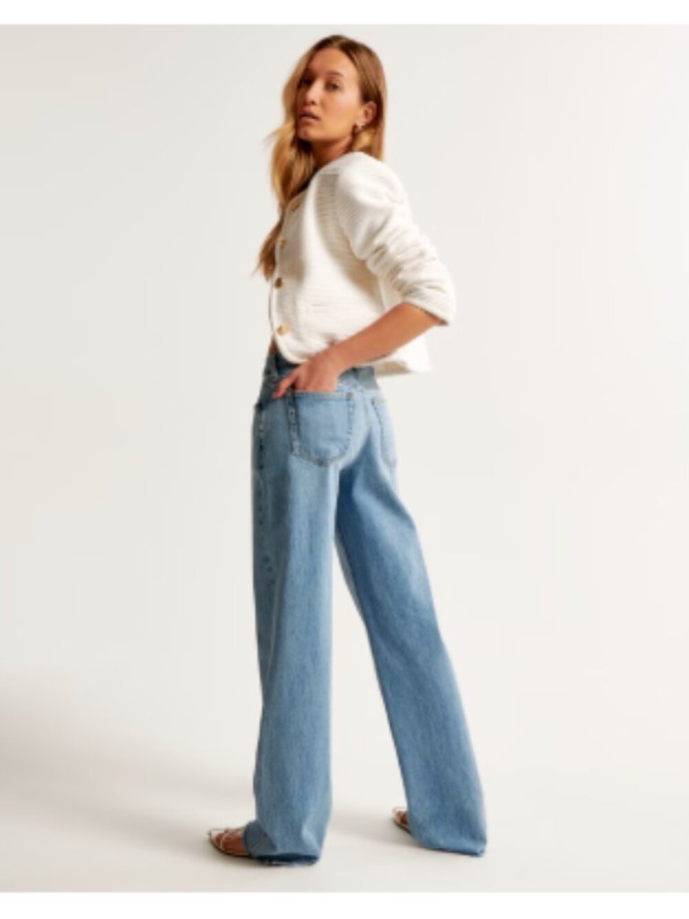 NWT Abercrombie & fitch low rise baggy jeans sz33